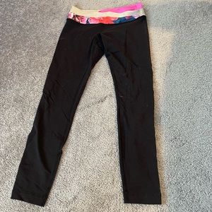 Lululemon crisscross waist band wonderunders